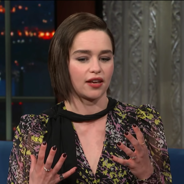 Emilia Clarke wearing Colette Jewelry to Stephen Colbert 04.02.19