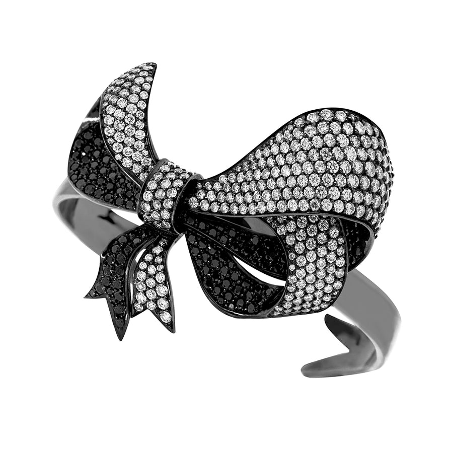 Carlota Cuff