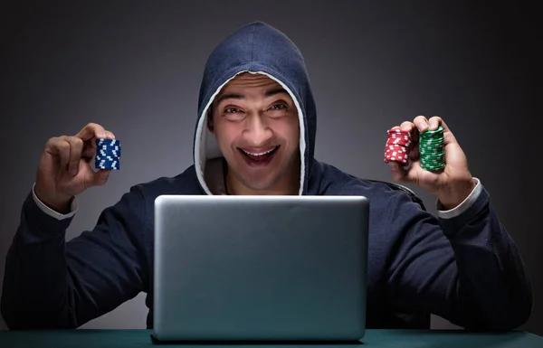 Meilleur Site de Poker en Ligne With Great Support